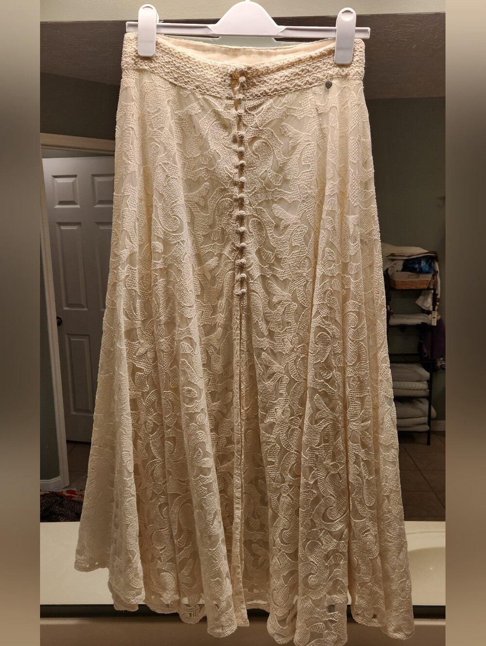 Elegant Cream Lace A-Line Maxi Skirt Size M See Through Beautifully Made - Picture 1 of 13